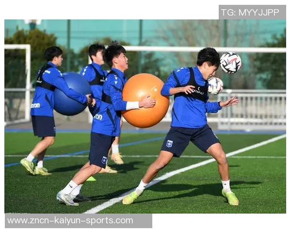 中国犀旺队顽强拼搏90分钟绝平大巴黎U19遗憾点球大战落败